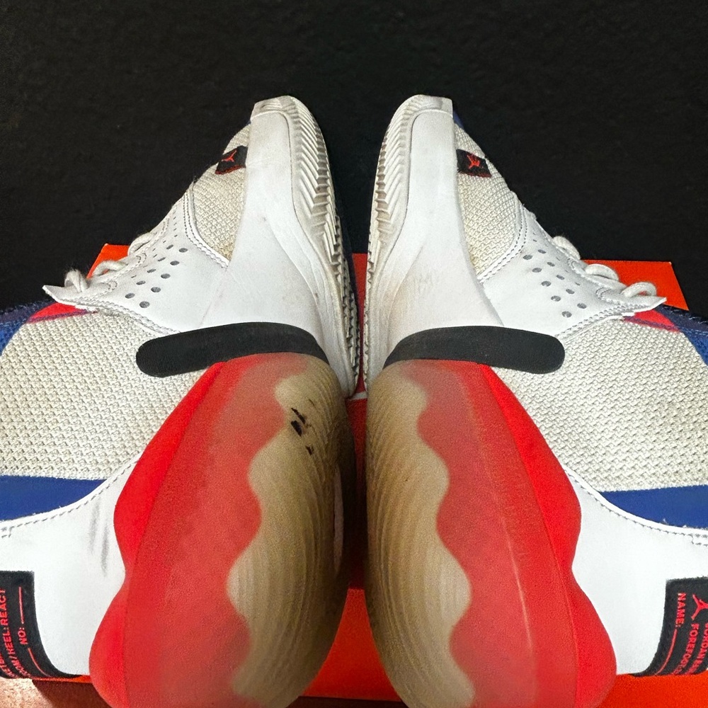 Nike Jordan React Elevation PF 'White Infrared Royal' Sz 8.5 - Picture 8 of 9